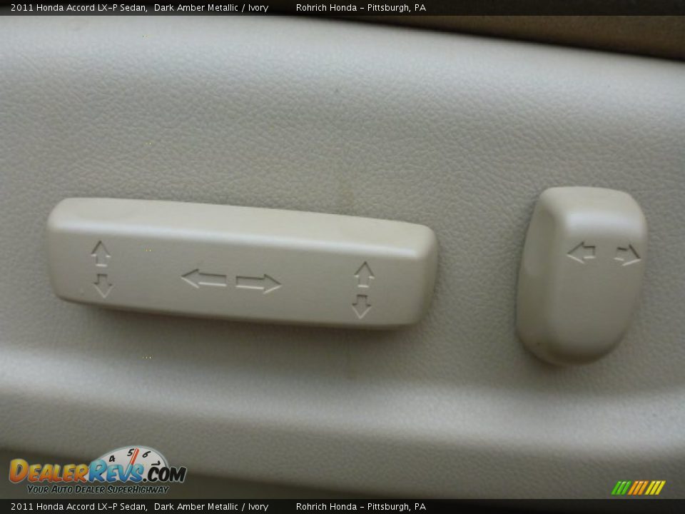 2011 Honda Accord LX-P Sedan Dark Amber Metallic / Ivory Photo #7