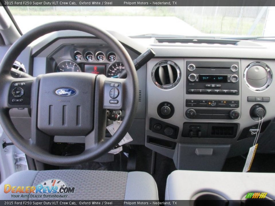 2015 Ford F250 Super Duty XLT Crew Cab Oxford White / Steel Photo #24