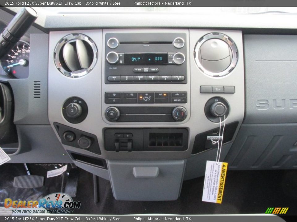 2015 Ford F250 Super Duty XLT Crew Cab Oxford White / Steel Photo #25