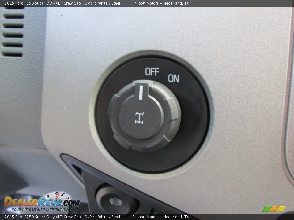 2015 Ford F250 Super Duty XLT Crew Cab Oxford White / Steel Photo #30