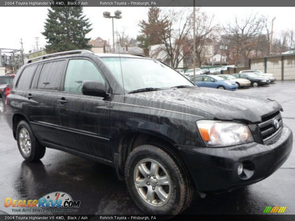 2004 Toyota Highlander V6 4WD Black / Ash Photo #1