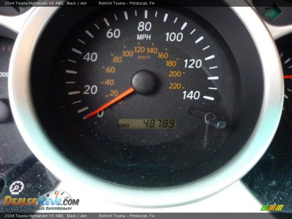 2004 Toyota Highlander V6 4WD Black / Ash Photo #4