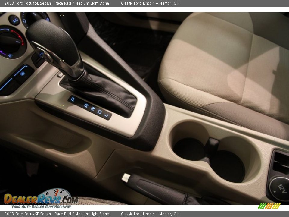 2013 Ford Focus SE Sedan Race Red / Medium Light Stone Photo #9