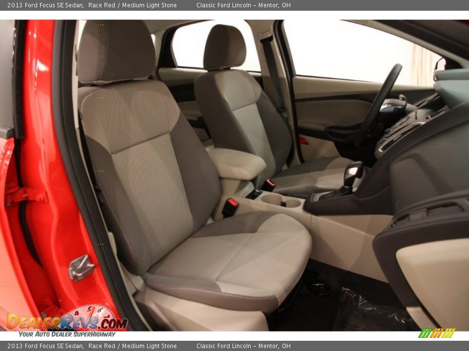 2013 Ford Focus SE Sedan Race Red / Medium Light Stone Photo #10