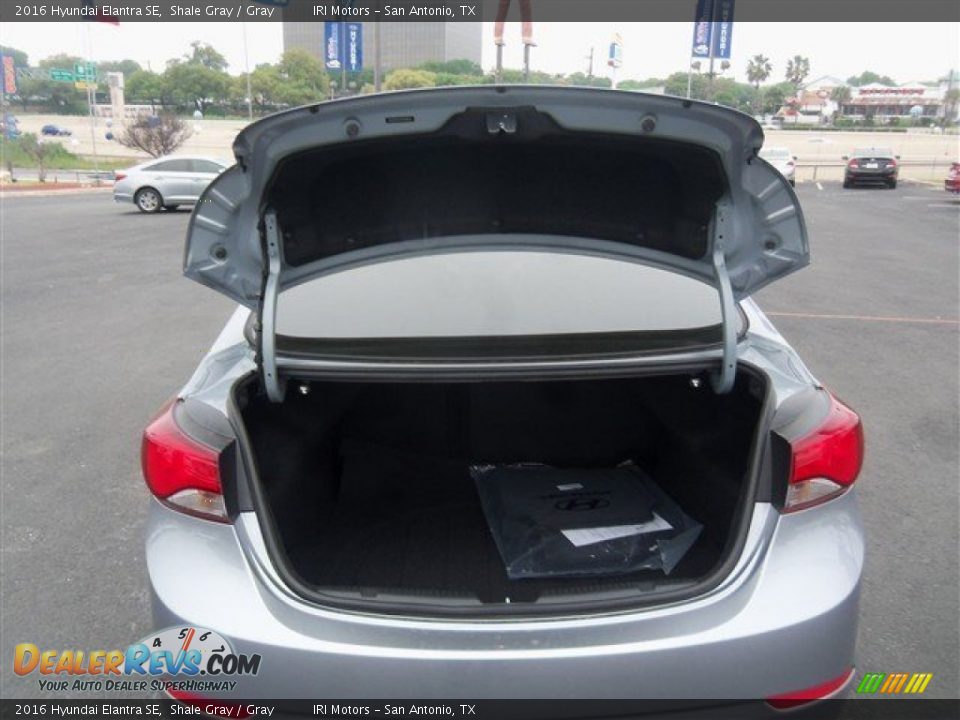 2016 Hyundai Elantra SE Shale Gray / Gray Photo #10