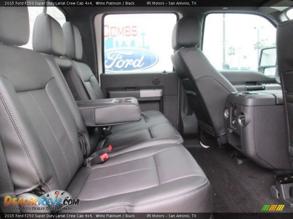 2015 Ford F250 Super Duty Lariat Crew Cab 4x4 White Platinum / Black Photo #16
