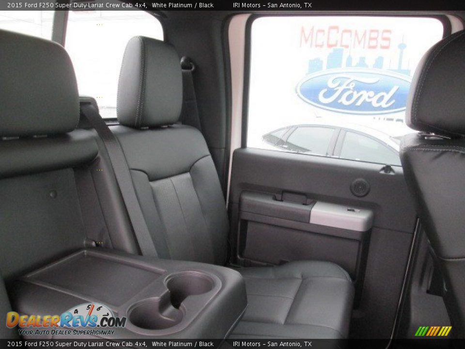 2015 Ford F250 Super Duty Lariat Crew Cab 4x4 White Platinum / Black Photo #19