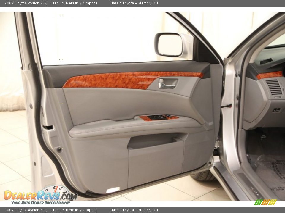 2007 Toyota Avalon XLS Titanium Metallic / Graphite Photo #4