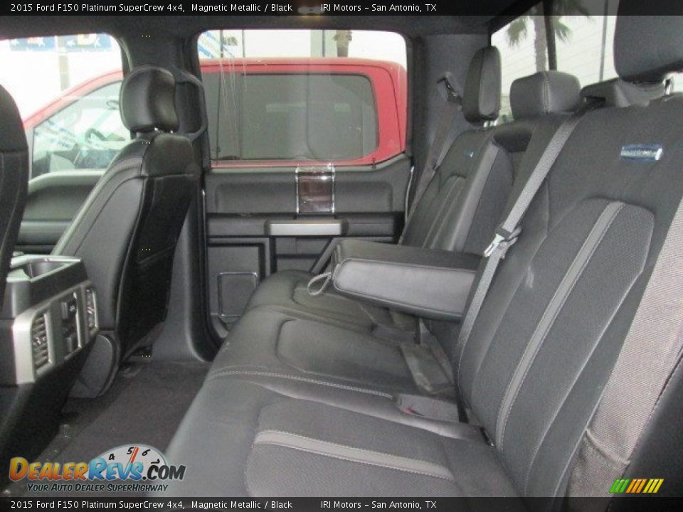 2015 Ford F150 Platinum SuperCrew 4x4 Magnetic Metallic / Black Photo #13