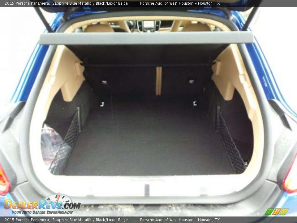 2015 Porsche Panamera  Trunk Photo #27