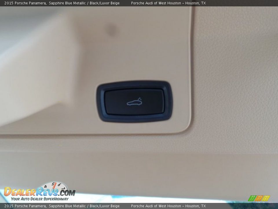 2015 Porsche Panamera Sapphire Blue Metallic / Black/Luxor Beige Photo #28