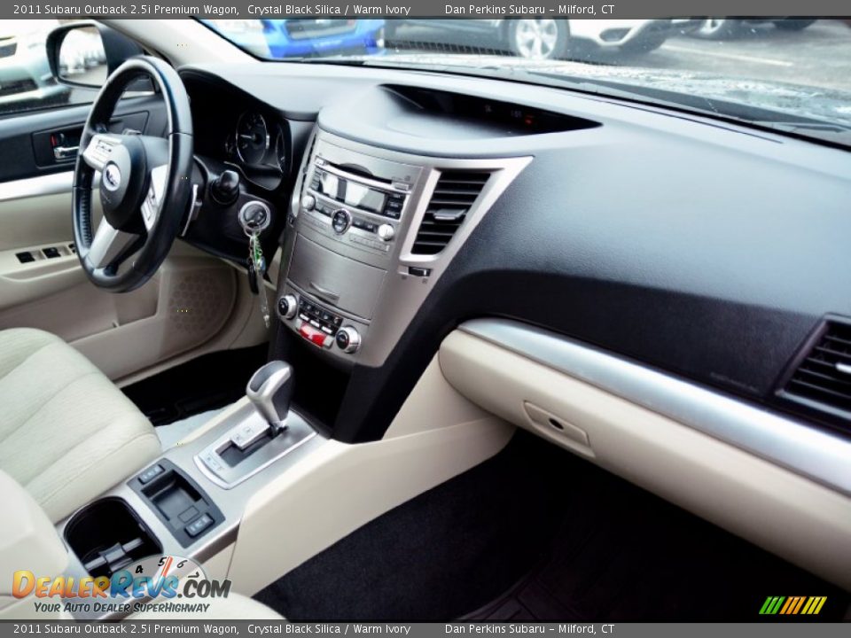 2011 Subaru Outback 2.5i Premium Wagon Crystal Black Silica / Warm Ivory Photo #9