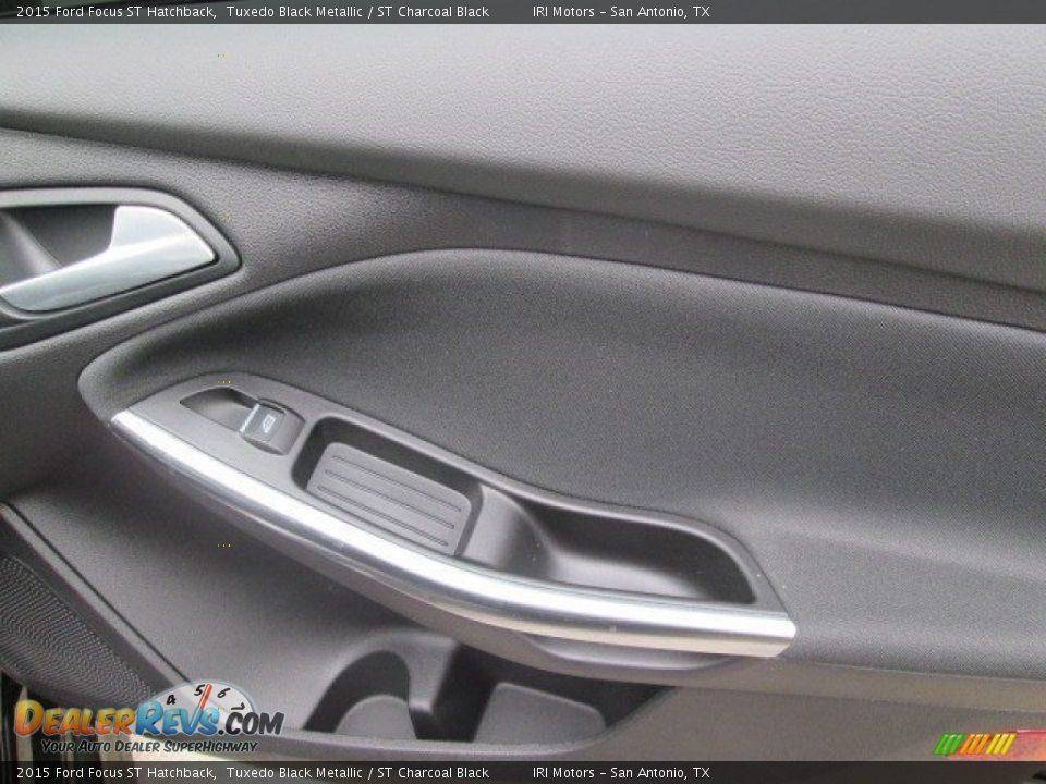 2015 Ford Focus ST Hatchback Tuxedo Black Metallic / ST Charcoal Black Photo #19