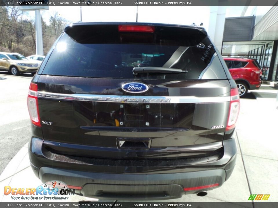 2013 Ford Explorer XLT 4WD Kodiak Brown Metallic / Charcoal Black Photo #4