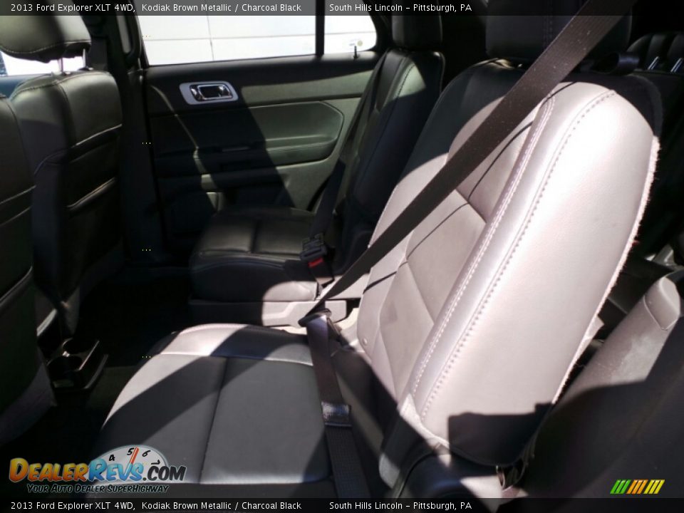 2013 Ford Explorer XLT 4WD Kodiak Brown Metallic / Charcoal Black Photo #16
