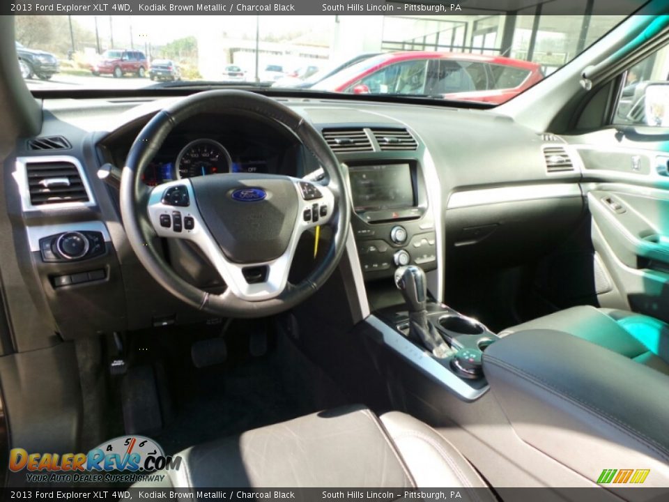 2013 Ford Explorer XLT 4WD Kodiak Brown Metallic / Charcoal Black Photo #18
