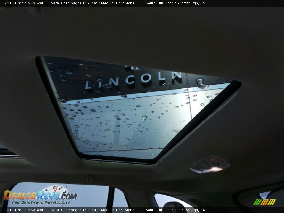 2013 Lincoln MKX AWD Crystal Champagne Tri-Coat / Medium Light Stone Photo #18