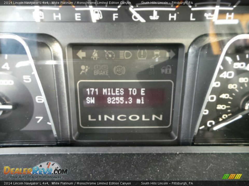 2014 Lincoln Navigator L 4x4 White Platinum / Monochrome Limited Edition Canyon Photo #24