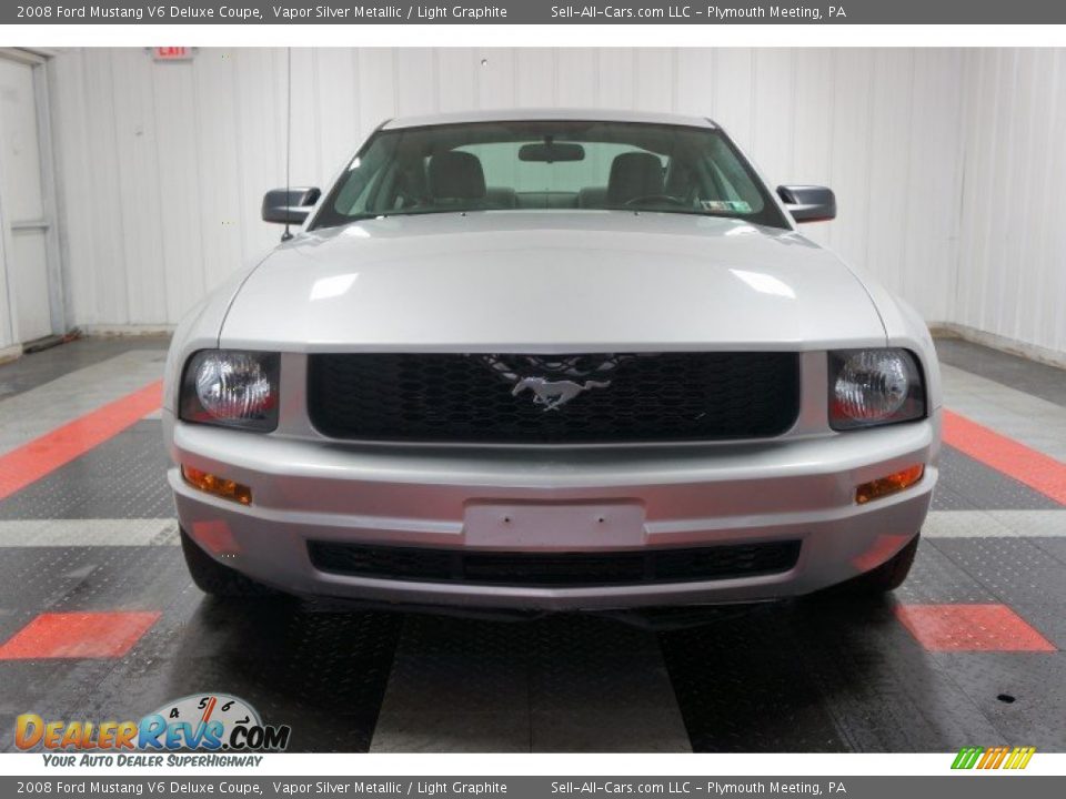 2008 Ford Mustang V6 Deluxe Coupe Vapor Silver Metallic / Light Graphite Photo #4