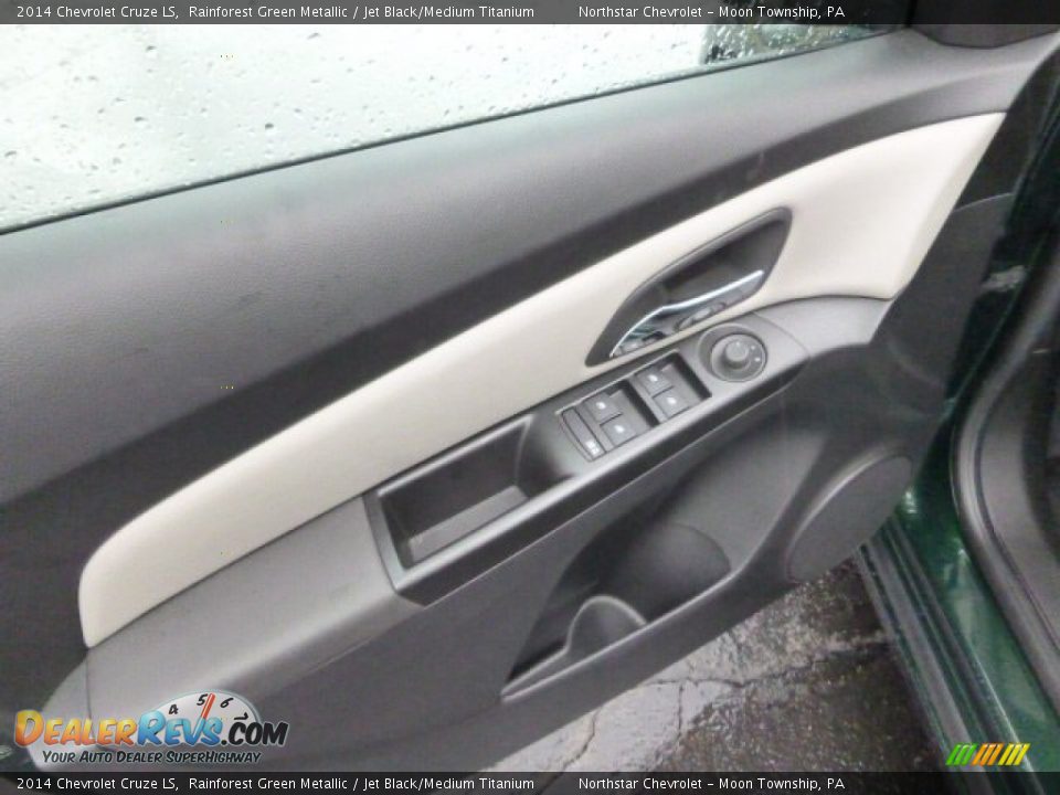 2014 Chevrolet Cruze LS Rainforest Green Metallic / Jet Black/Medium Titanium Photo #17