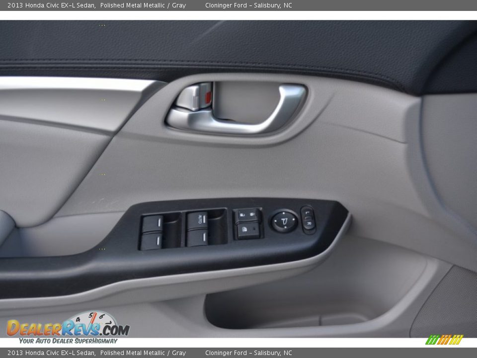 Controls of 2013 Honda Civic EX-L Sedan Photo #9