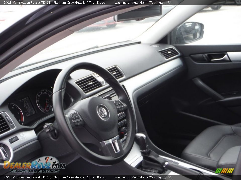 2013 Volkswagen Passat TDI SE Platinum Gray Metallic / Titan Black Photo #11