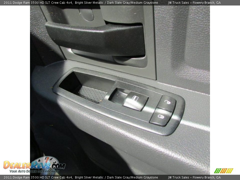 2011 Dodge Ram 3500 HD SLT Crew Cab 4x4 Bright Silver Metallic / Dark Slate Gray/Medium Graystone Photo #14