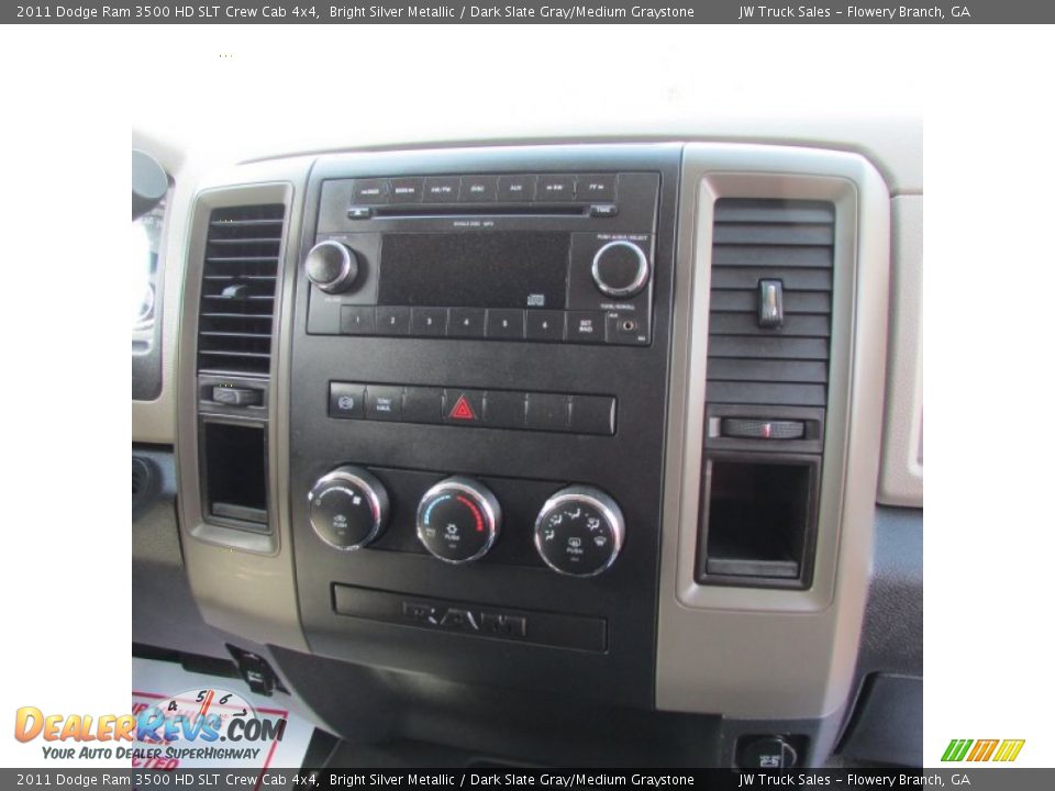 2011 Dodge Ram 3500 HD SLT Crew Cab 4x4 Bright Silver Metallic / Dark Slate Gray/Medium Graystone Photo #20
