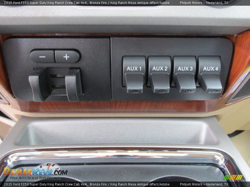 Controls of 2015 Ford F350 Super Duty King Ranch Crew Cab 4x4 Photo #34