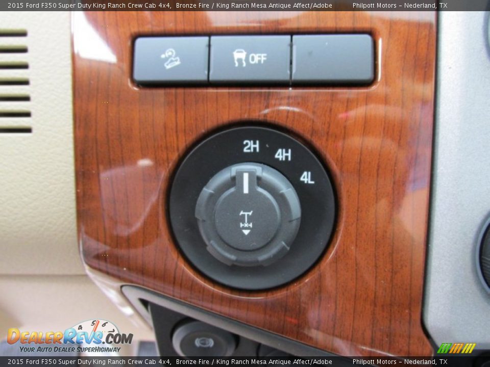 Controls of 2015 Ford F350 Super Duty King Ranch Crew Cab 4x4 Photo #36