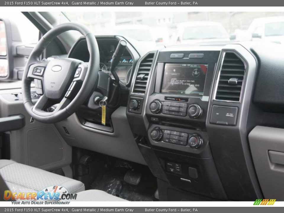 2015 Ford F150 XLT SuperCrew 4x4 Guard Metallic / Medium Earth Gray Photo #10