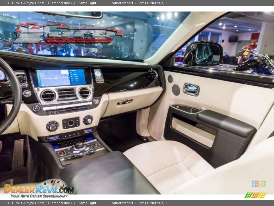 2011 Rolls-Royce Ghost Diamond Black / Creme Light Photo #49