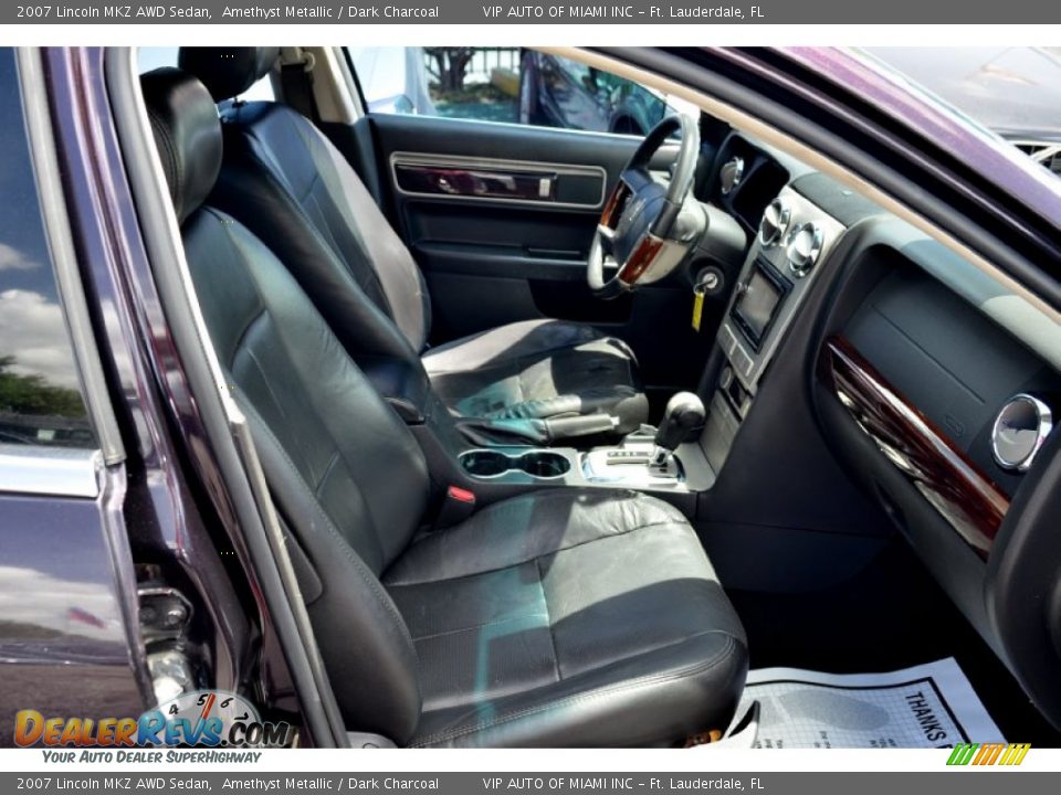 Front Seat of 2007 Lincoln MKZ AWD Sedan Photo #11