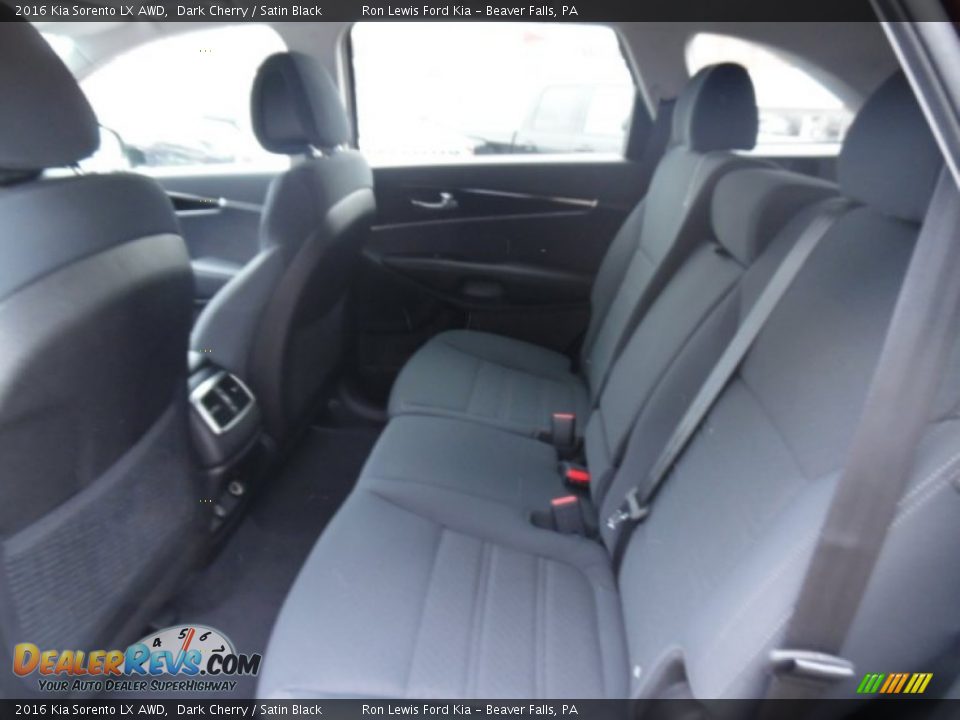 Rear Seat of 2016 Kia Sorento LX AWD Photo #13