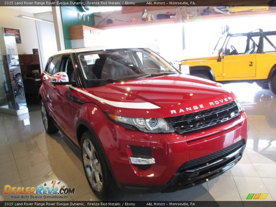 Front 3/4 View of 2015 Land Rover Range Rover Evoque Dynamic Photo #9