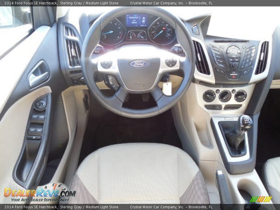 2014 Ford Focus SE Hatchback Sterling Gray / Medium Light Stone Photo #6