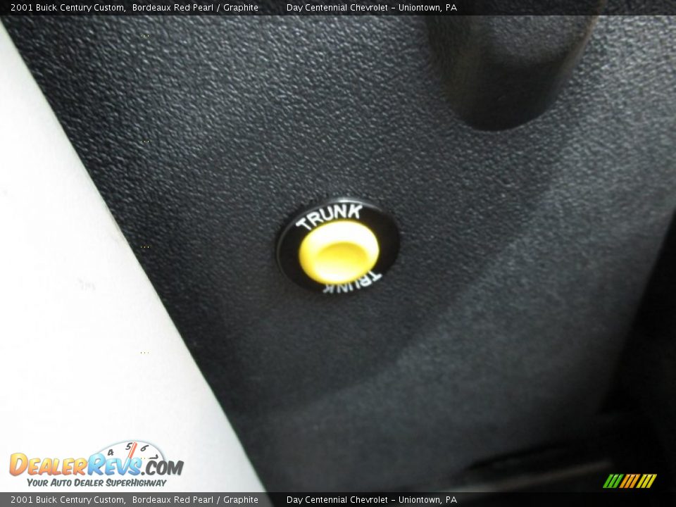 Controls of 2001 Buick Century Custom Photo #31