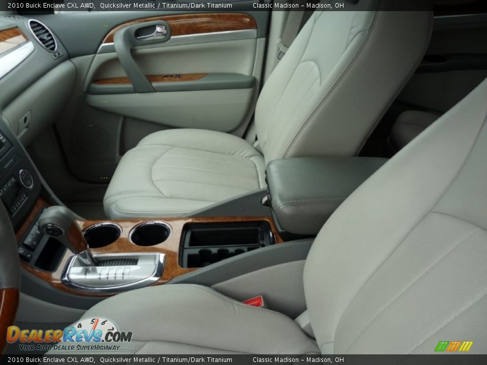2010 Buick Enclave CXL AWD Quicksilver Metallic / Titanium/Dark Titanium Photo #2