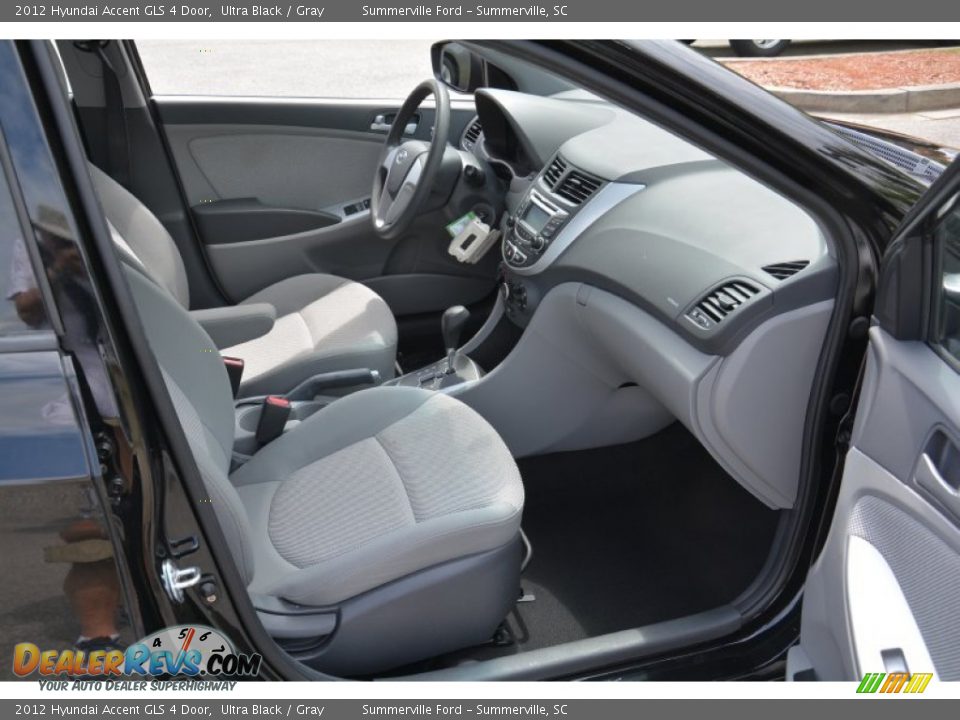 2012 Hyundai Accent GLS 4 Door Ultra Black / Gray Photo #20