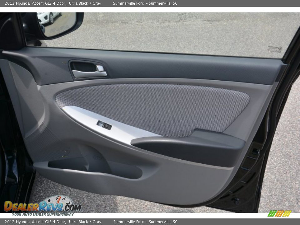 2012 Hyundai Accent GLS 4 Door Ultra Black / Gray Photo #21