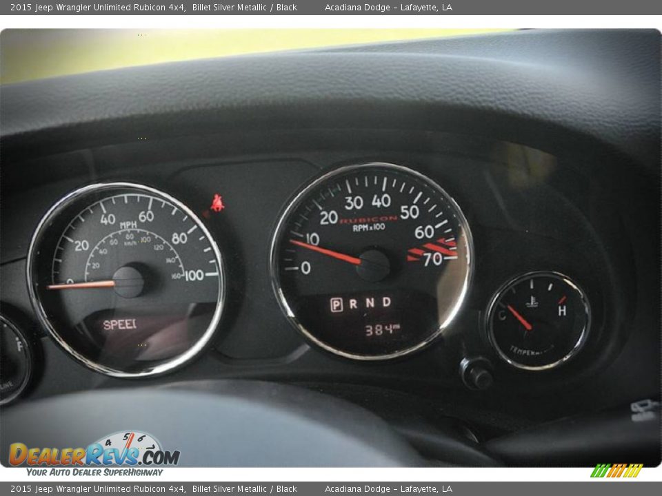 2015 Jeep Wrangler Unlimited Rubicon 4x4 Gauges Photo #18