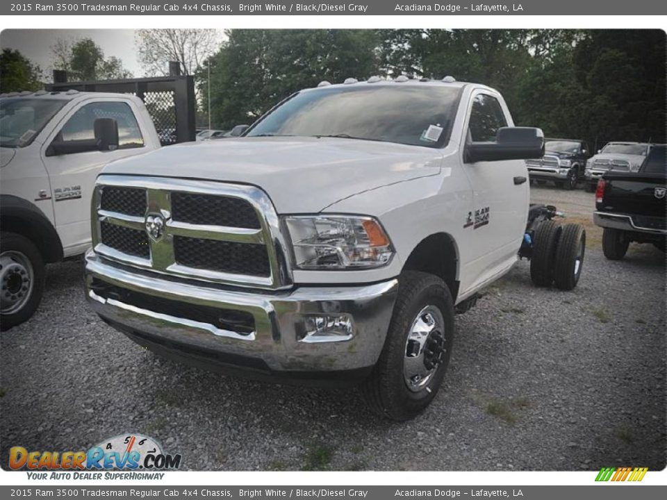 2015 Ram 3500 Tradesman Regular Cab 4x4 Chassis Bright White / Black/Diesel Gray Photo #1