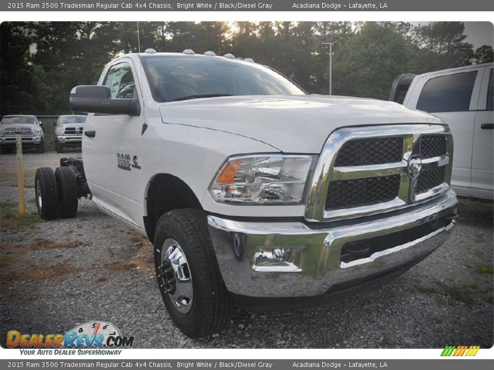 2015 Ram 3500 Tradesman Regular Cab 4x4 Chassis Bright White / Black/Diesel Gray Photo #8