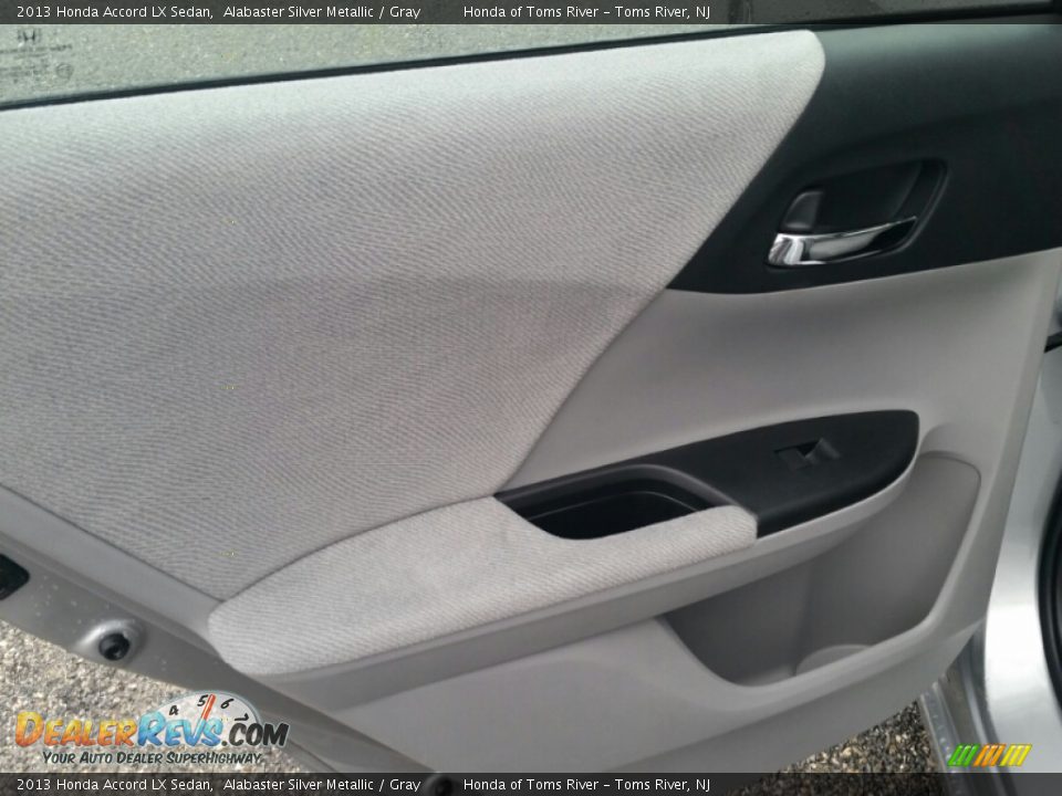 2013 Honda Accord LX Sedan Alabaster Silver Metallic / Gray Photo #9