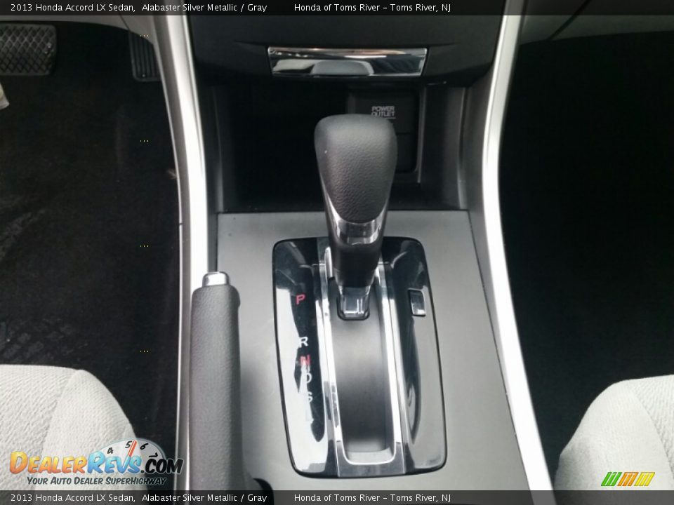 2013 Honda Accord LX Sedan Alabaster Silver Metallic / Gray Photo #16