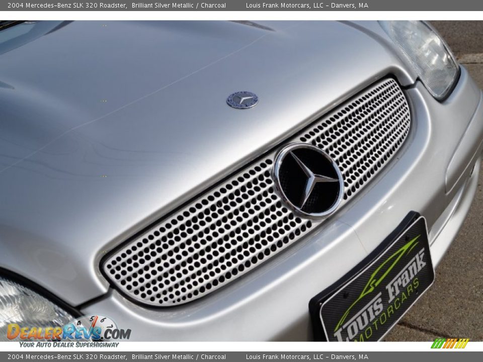 2004 Mercedes-Benz SLK 320 Roadster Brilliant Silver Metallic / Charcoal Photo #36