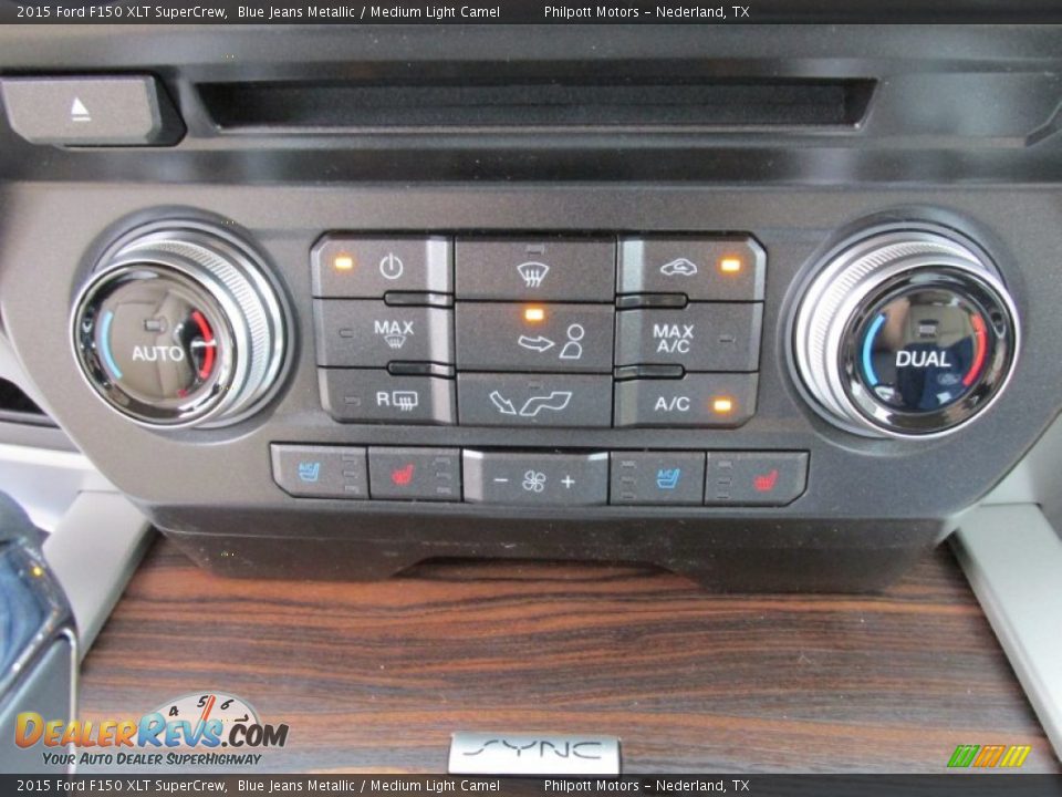 Controls of 2015 Ford F150 XLT SuperCrew Photo #28