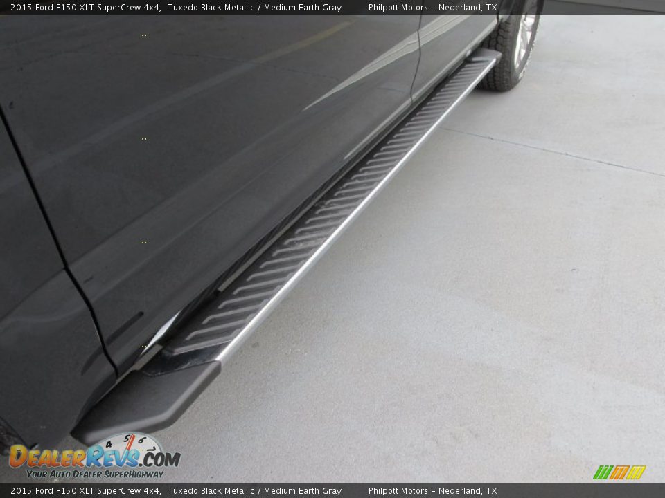 2015 Ford F150 XLT SuperCrew 4x4 Tuxedo Black Metallic / Medium Earth Gray Photo #12