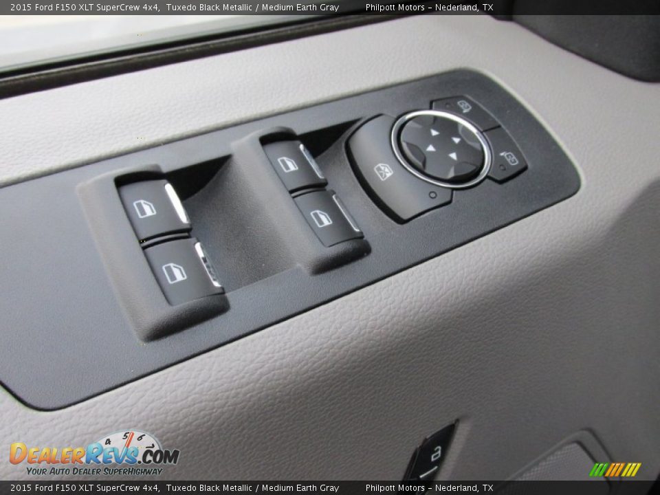 2015 Ford F150 XLT SuperCrew 4x4 Tuxedo Black Metallic / Medium Earth Gray Photo #24