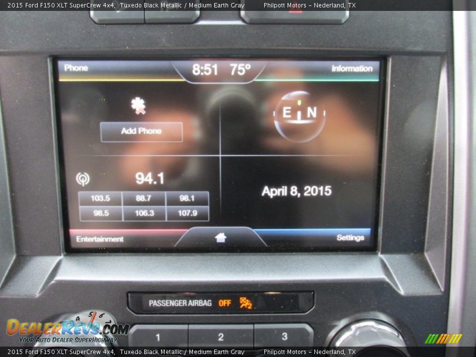 2015 Ford F150 XLT SuperCrew 4x4 Tuxedo Black Metallic / Medium Earth Gray Photo #29